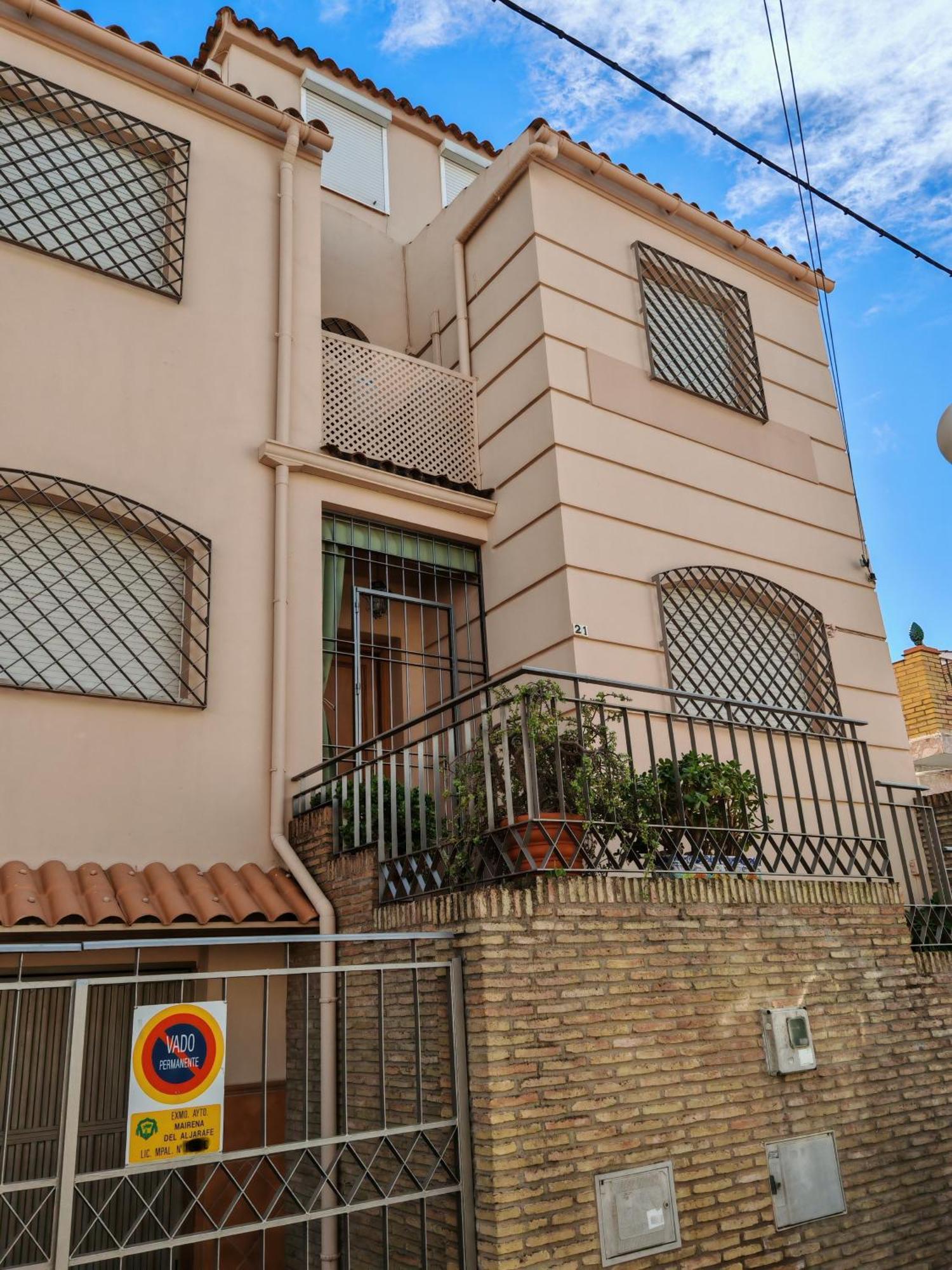Junto Al Metro Del Centro De Sevilla! San Juan de Aznalfarache Exterior photo